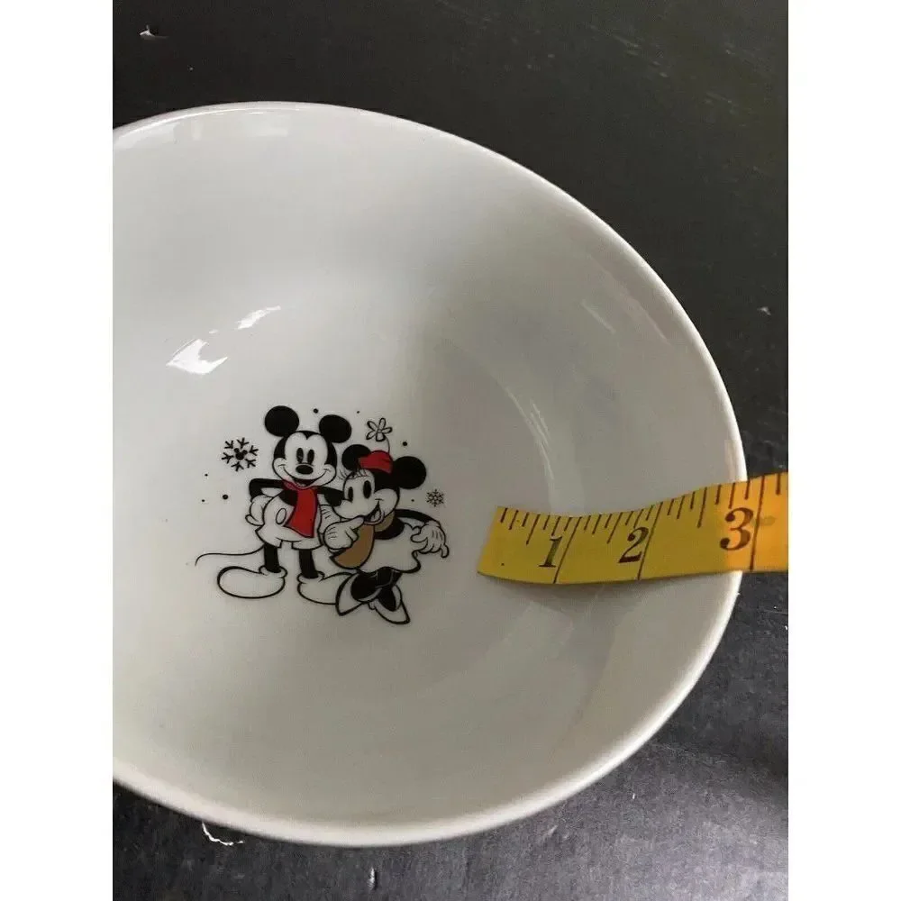 Set Of 4 DISNEY MICKEY MINNIE MOUSE Christmas Soup Snowflakes Red Scarf Bowl NEW